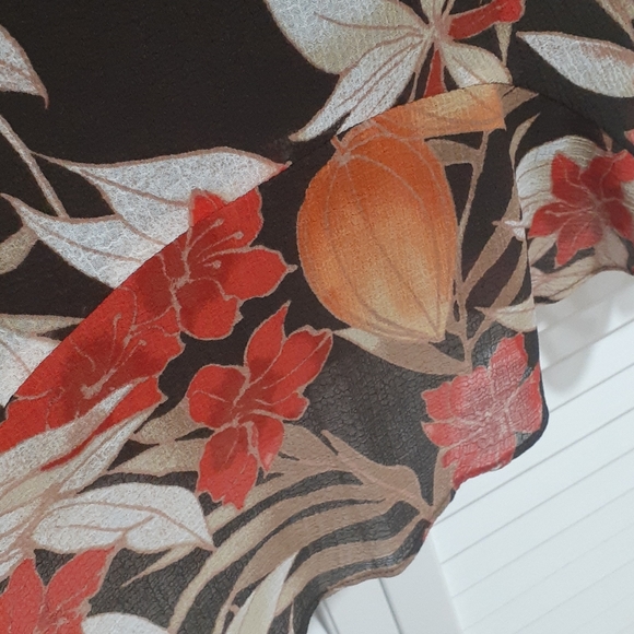 Summer sheer skirt size 10 - Picture 3 of 8